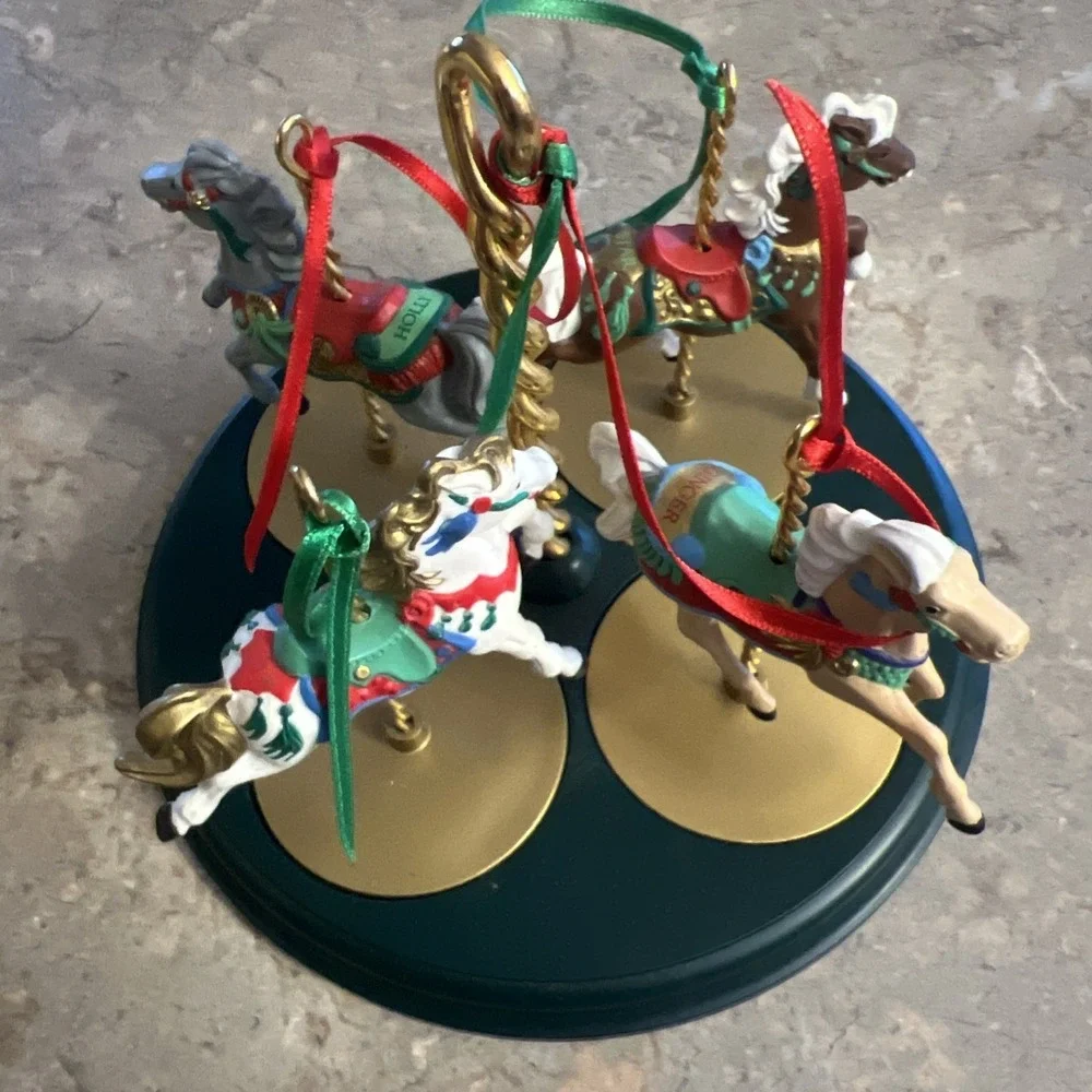 Vintage Hallmark Ornament Carousel Horse 1989 Complete Set W/Stand No Box